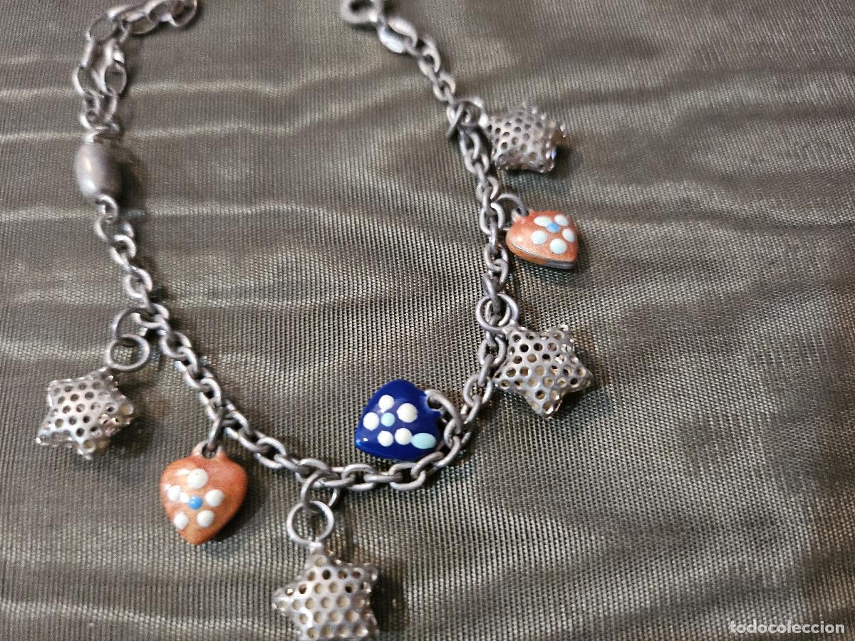 Joyeria: pulsera plateada con figuras - Foto 4