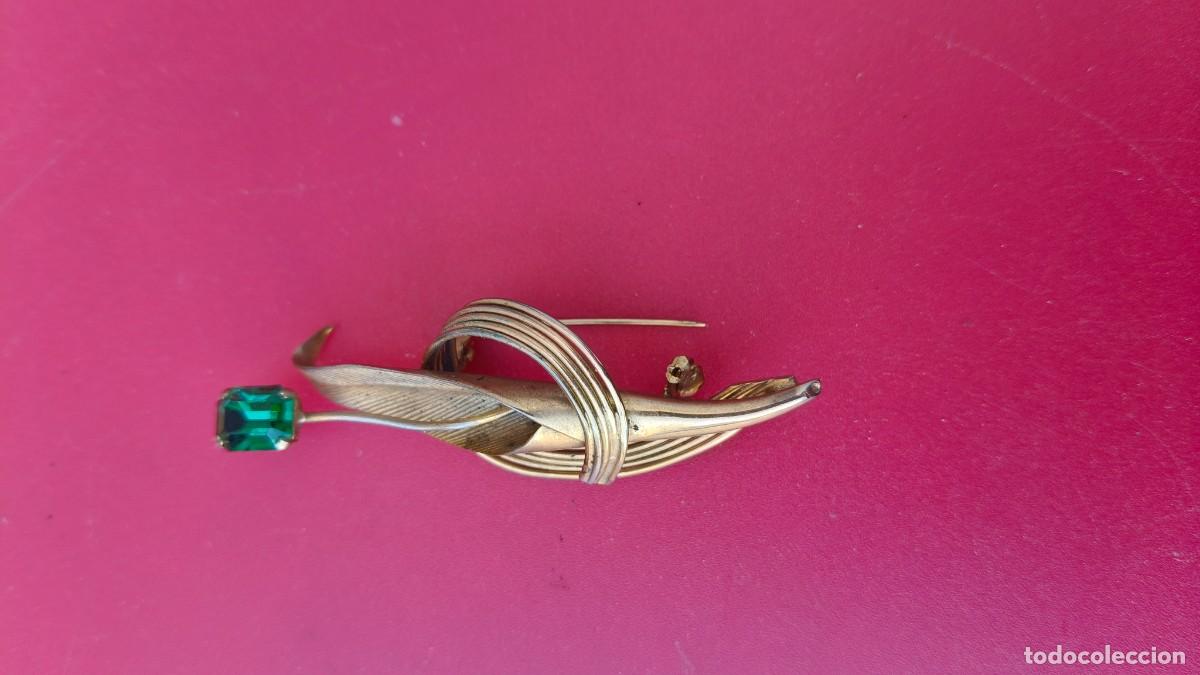 Joyeria: Broche vintage ann&eacute;es 70 plaqu&eacute; or - Foto 1