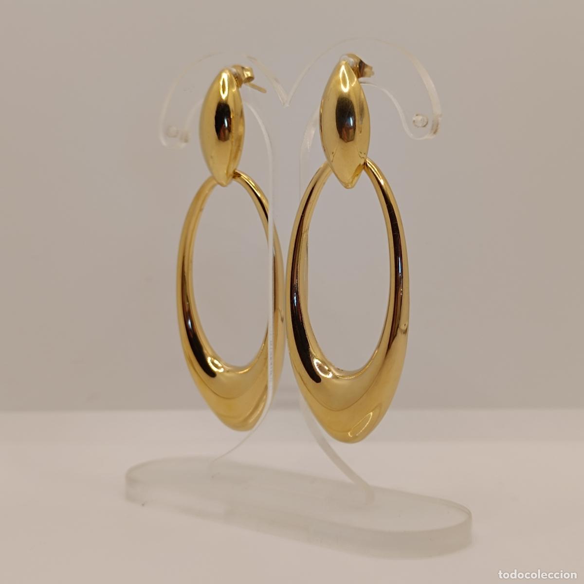 Joyeria: Excelentes pendientes largos de corte sofisticado chapados en oro de 18k. - Foto 2