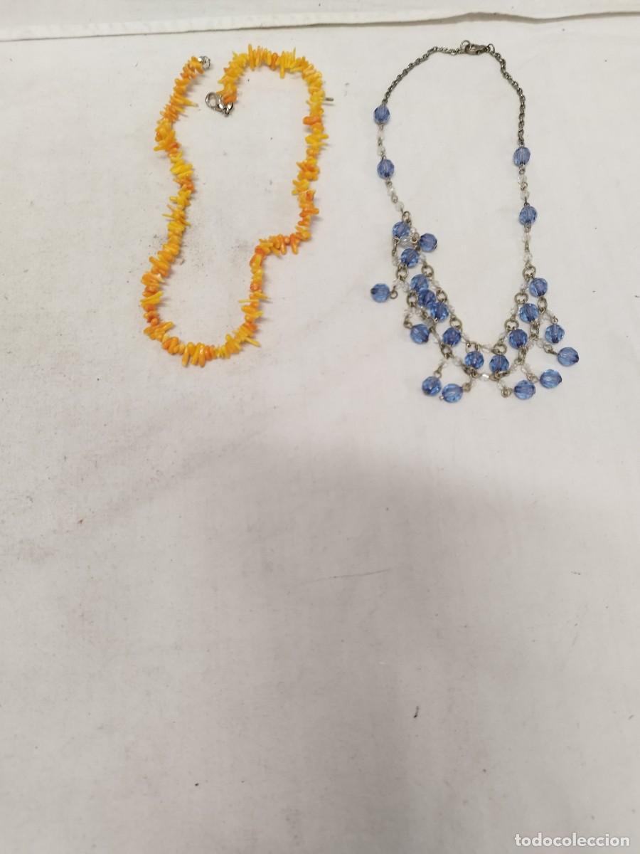 Joyeria: Dos collares de cuentas azules y naranjas. - Foto 1