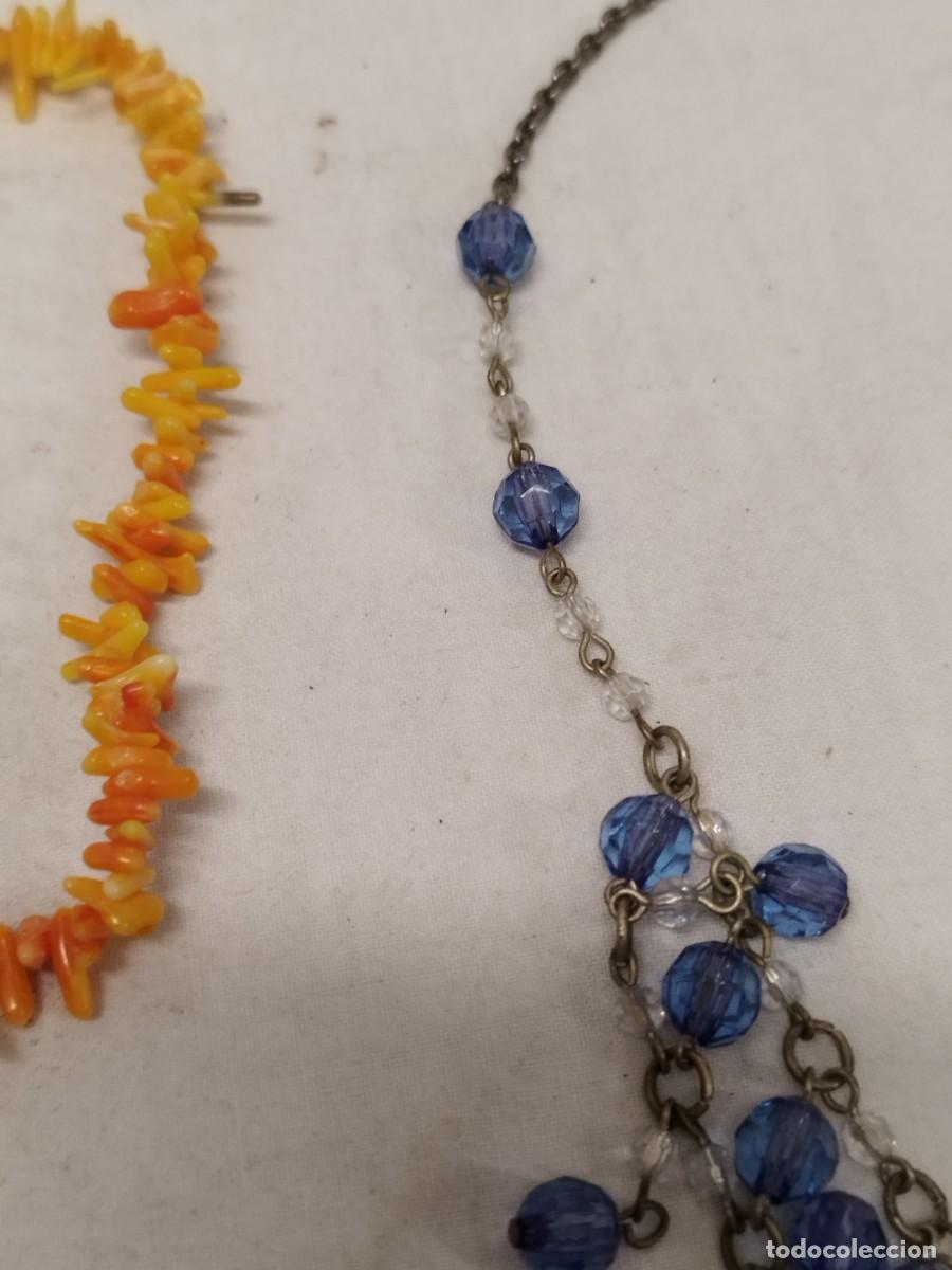Joyeria: Dos collares de cuentas azules y naranjas. - Foto 3