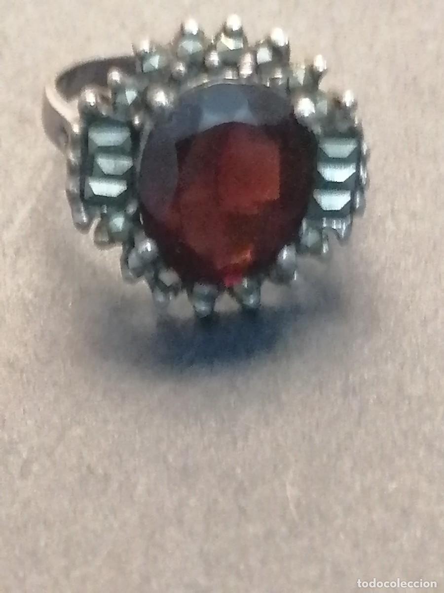 Joyeria: Antiguo anillo de plata con granate engarzado - Foto 5