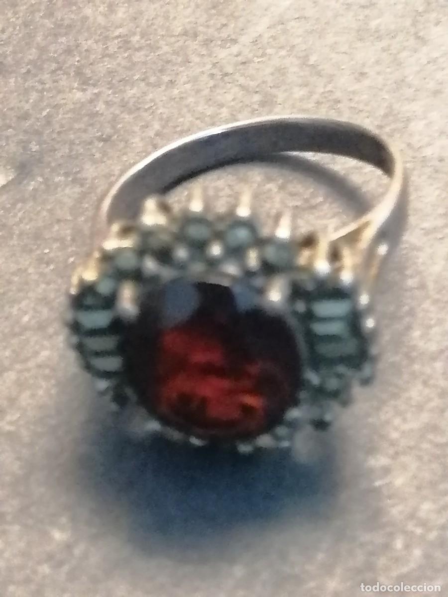 Joyeria: Antiguo anillo de plata con granate engarzado - Foto 7