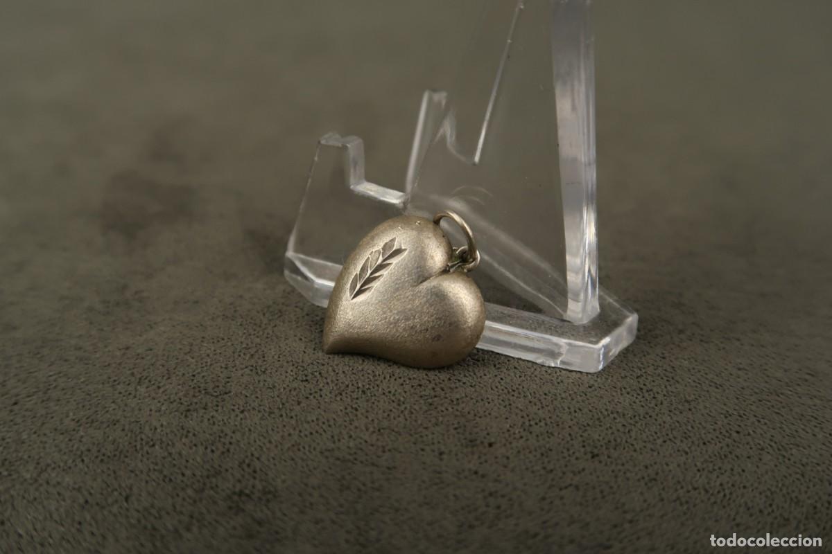 Joyeria: Antiguo Colgante de Plata forma de Corazon - Foto 3