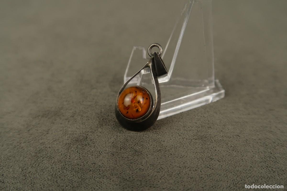 Joyeria: Antiguo Colgante de Plata y &Aacute;mbar - Foto 1