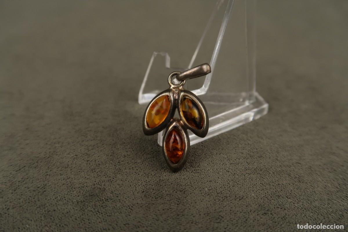 Joyeria: Antiguo Colgante de Plata y &Aacute;mbar - Foto 2