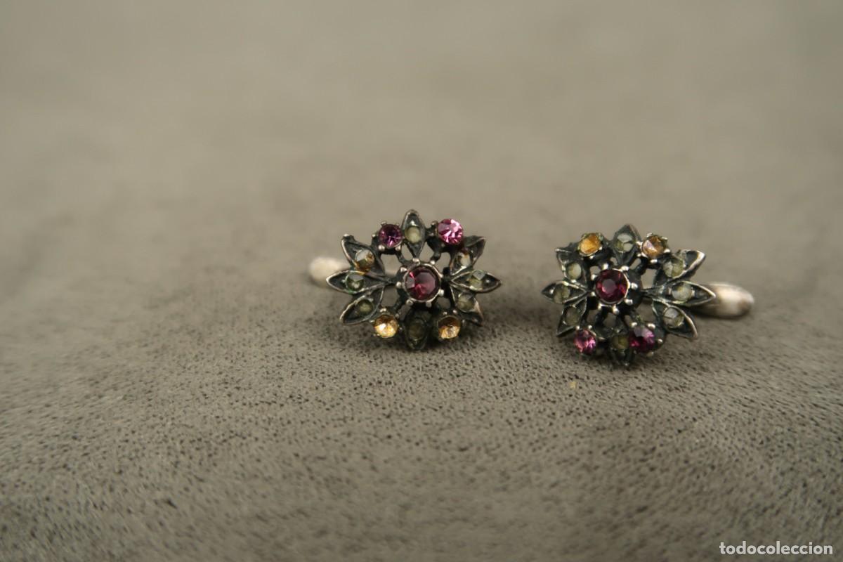 Joyeria: Antiguos Pendientes de Plata y Zafiros - Foto 2