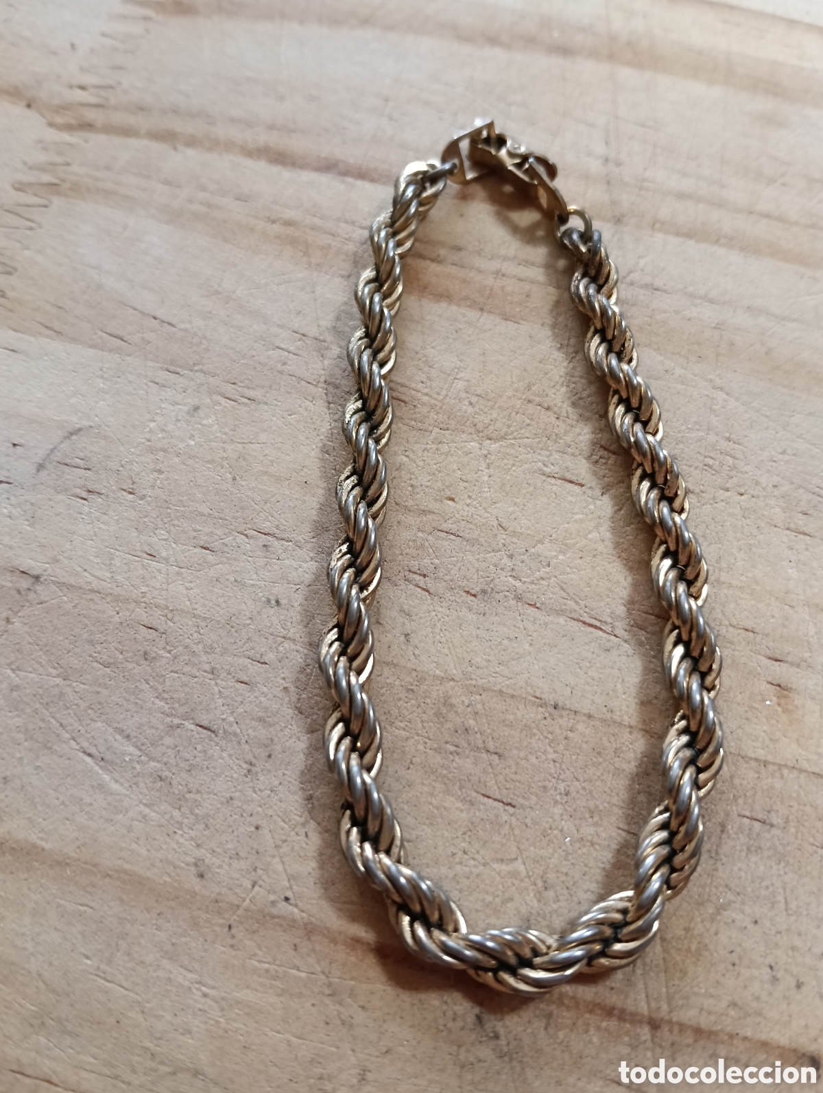Joyeria: Antigua pulsera de color dorado - Foto 1
