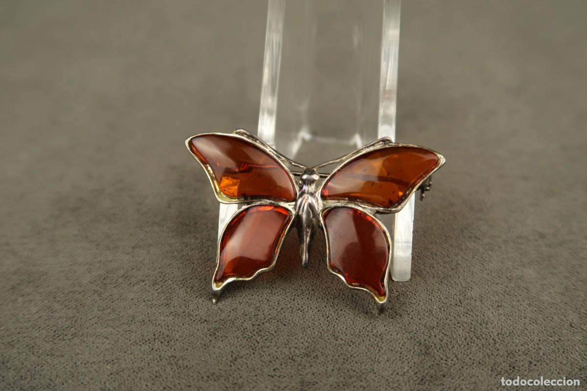 Joyeria: Antiguo Broche de Plata y &Aacute;mbar forma de Mariposa - Foto 1