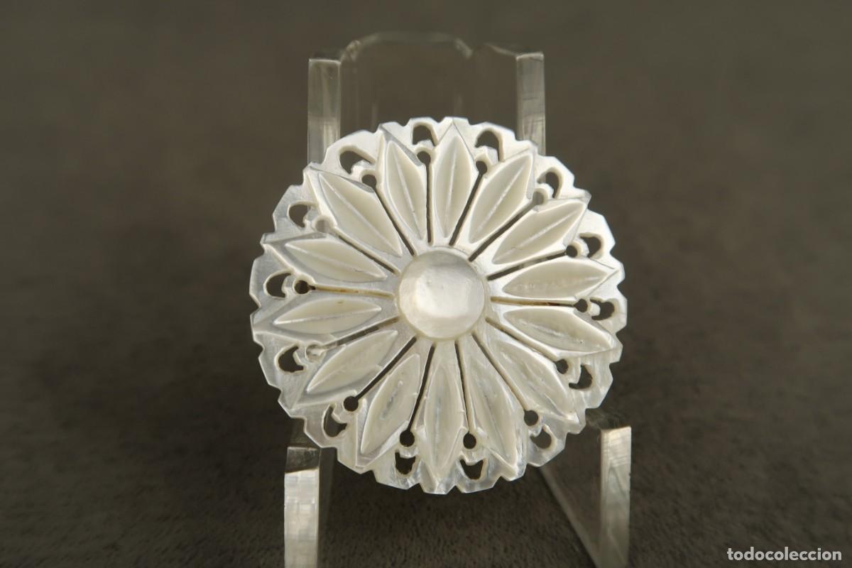 Joyeria: Antiguo Broche de N&aacute;car - Foto 3