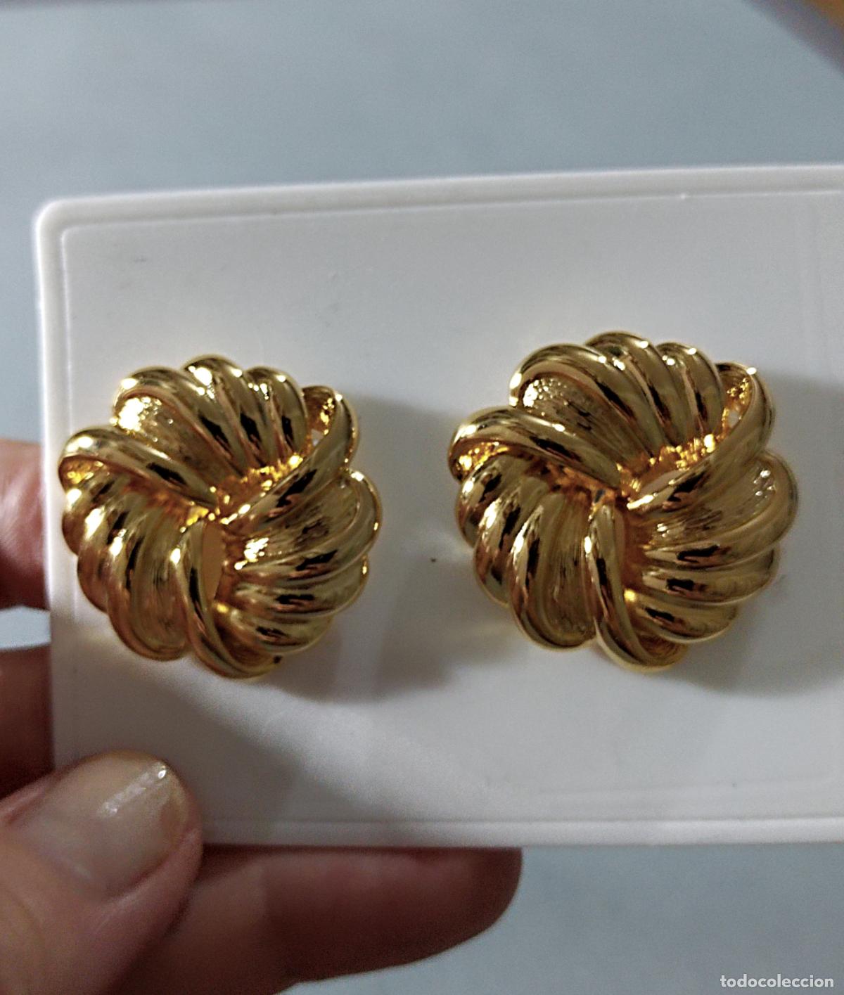 Joyeria: Pendientes dorados, cierre de clip. - Foto 2