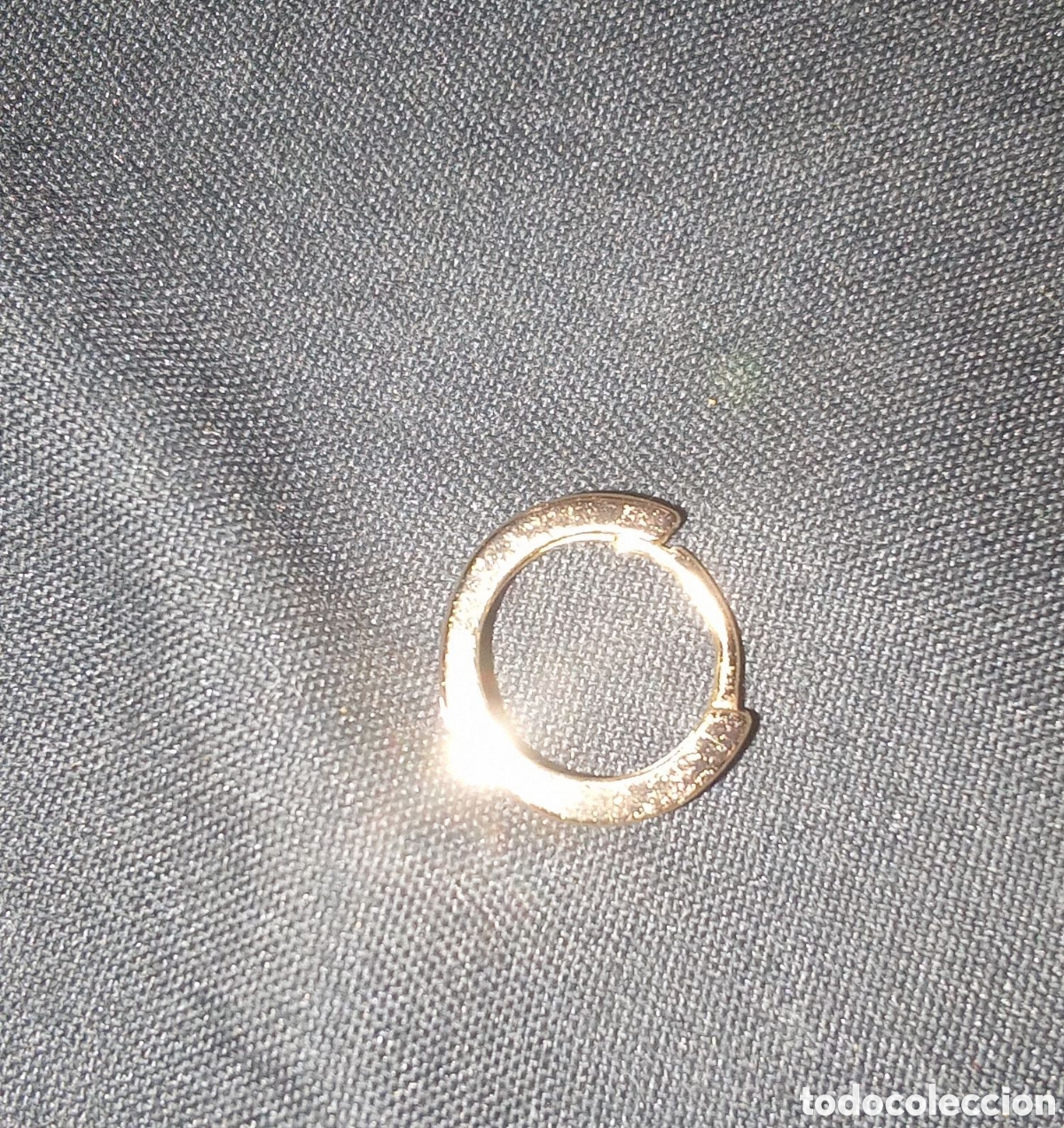 Joyeria: PENDIENTE DORADO QUE SE ABRE EN DOS PARTES - Foto 2