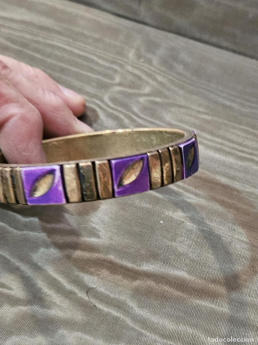 Joyeria: pulsera de metal repujada - Foto 1