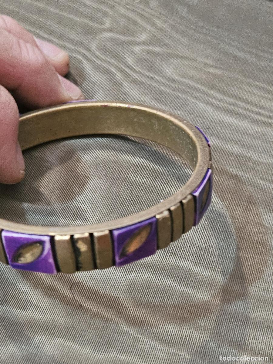 Joyeria: pulsera de metal repujada - Foto 2