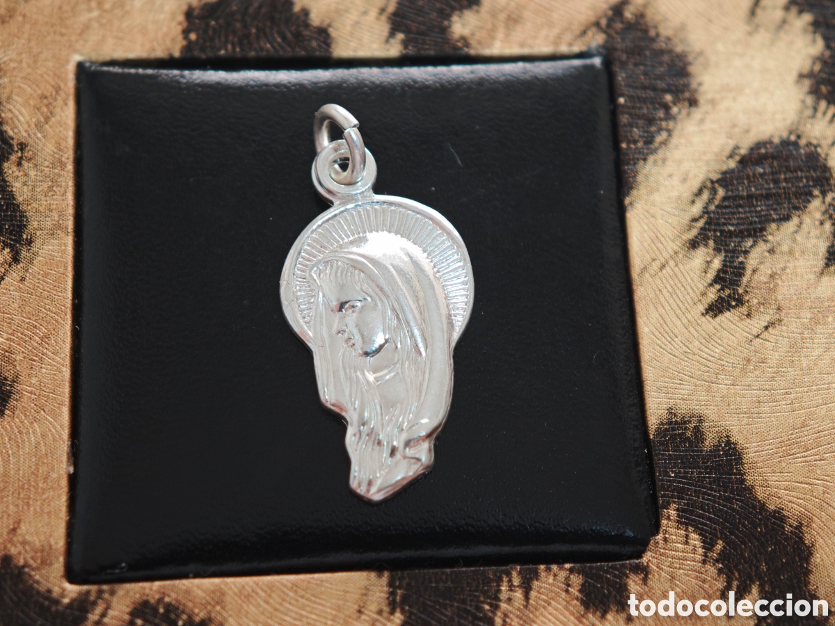 Joyeria: Medalla de la Virgen Mar&iacute;a en plata de ley - Foto 4