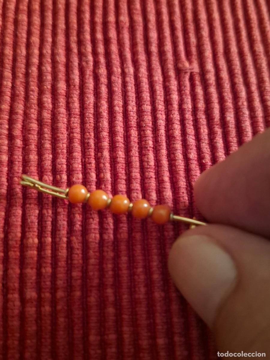 Joyeria: ALFILER DE ORO DE 18 QUILATES Y CORAL - Foto 4