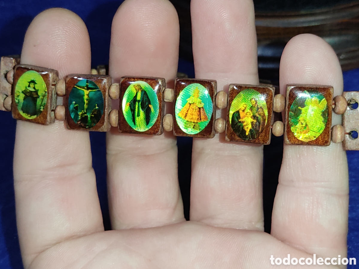 Joyeria: Pulsera religiosa de v&iacute;rgenes y santos de madera - Foto 2