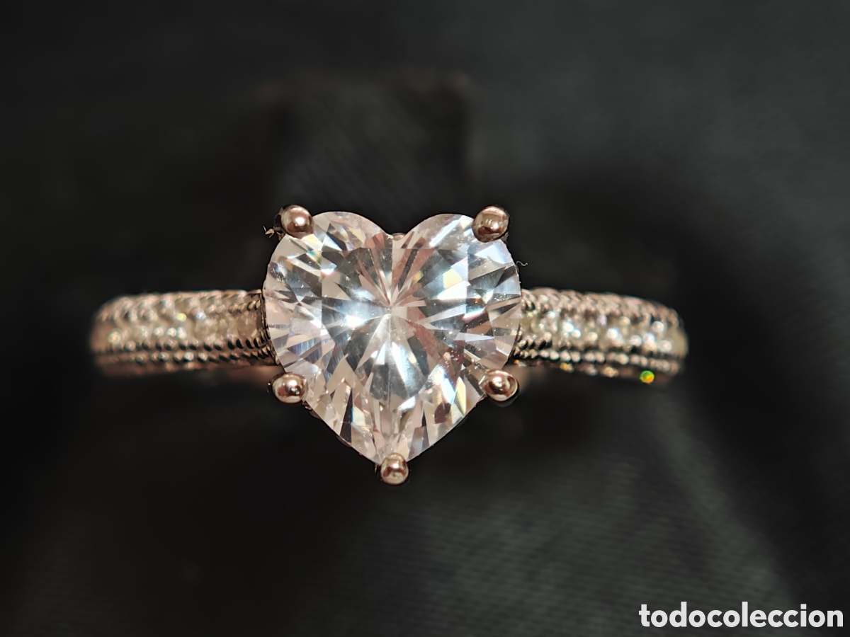 Joyeria: Precioso anillo en Plata de ley en forma de coraz&oacute;n con circonitas - Foto 1