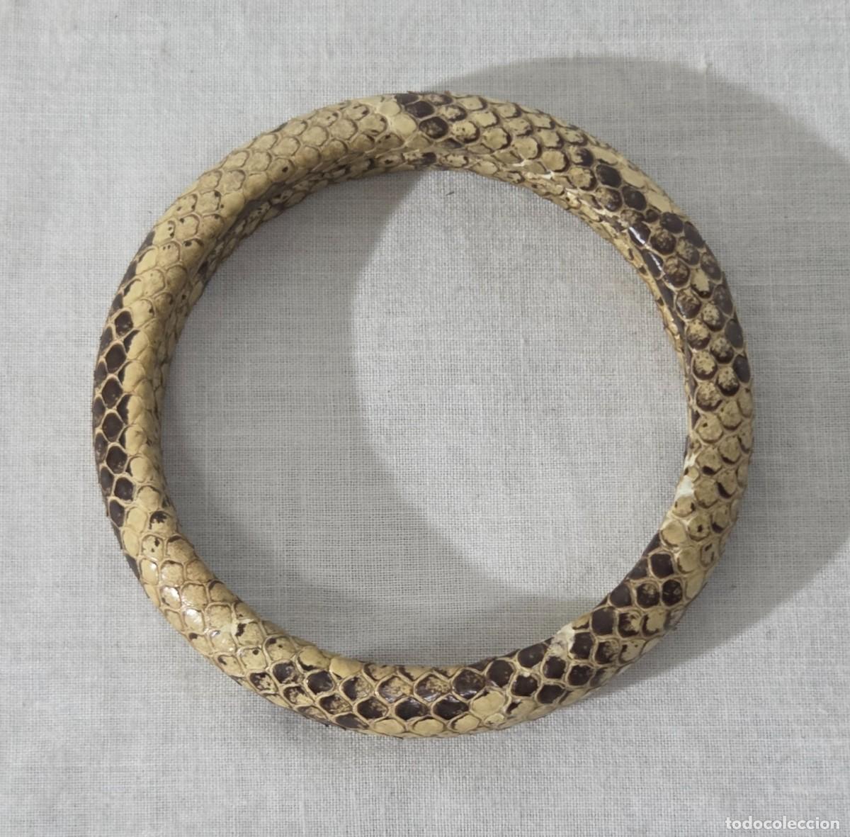 Joyeria: Pulsera rigida brazalete en piel de serpiente - Foto 2