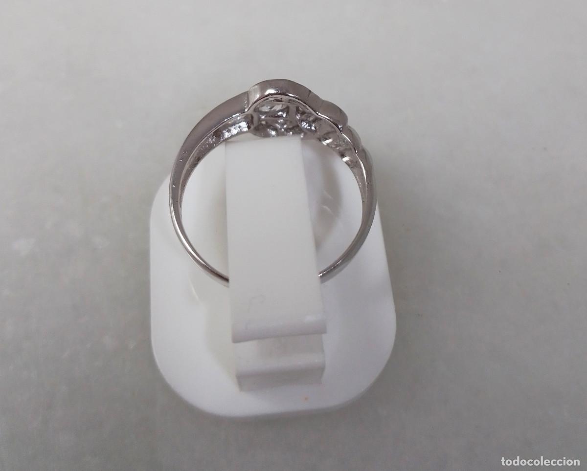 Joyeria: Anillo cl&aacute;sico de plata de ley con circonitas. - Foto 5