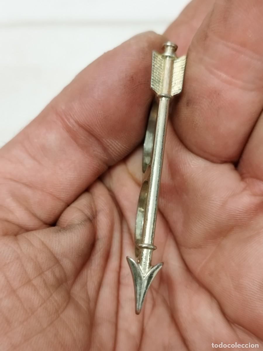 Joyeria: Anillo en forma de flecha, para dos dedos. Anillo grande. - Foto 6