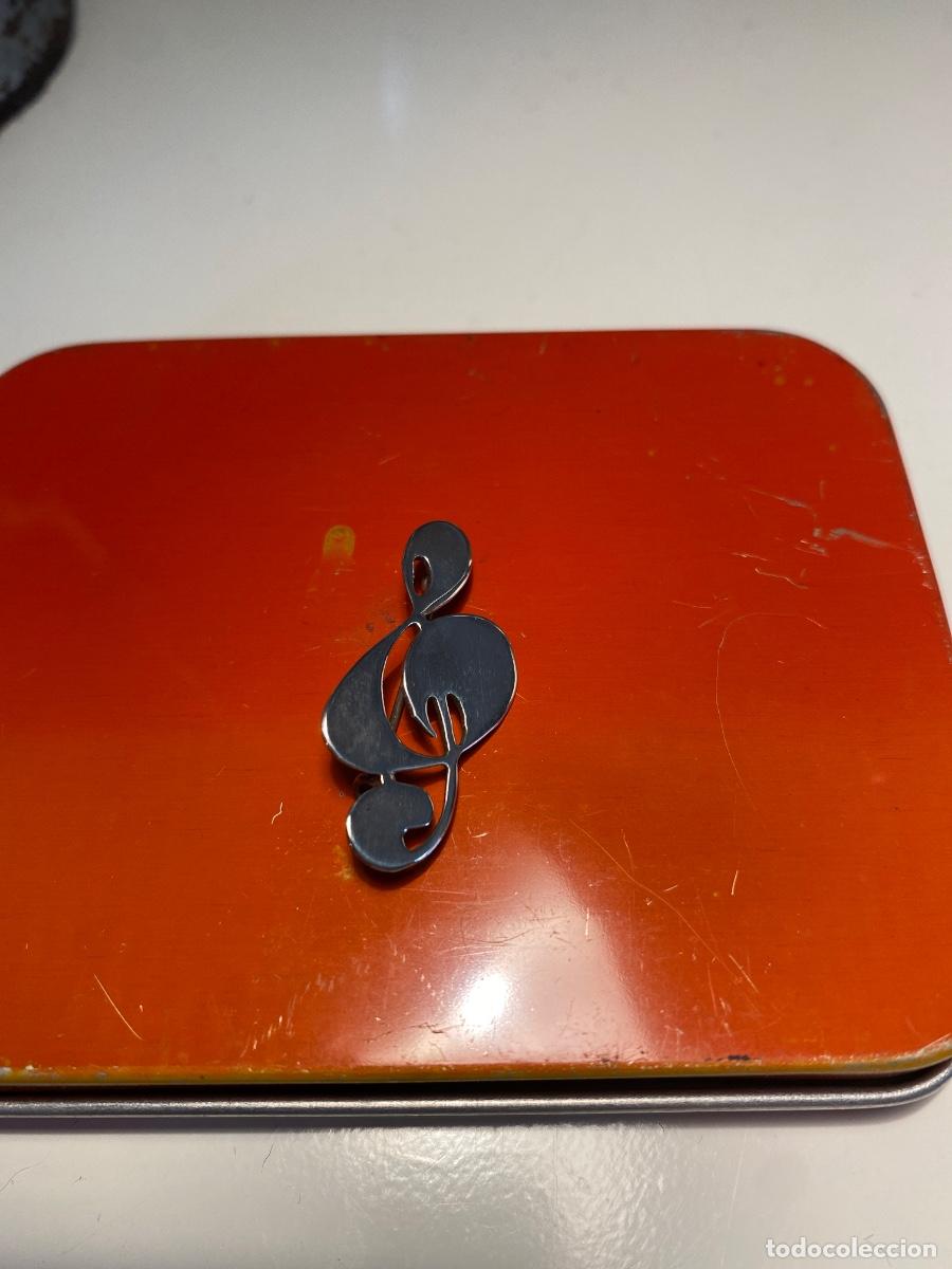 Joyeria: Broche nota musical en plata de ley - Foto 1