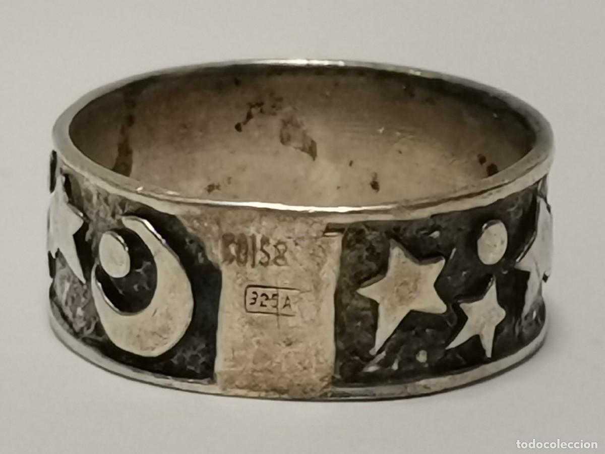 Joyeria: anillo vintage de plata de ley con relieves - Foto 3