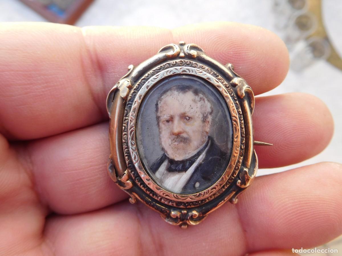 Joyeria: Broche antiguo de plata dorada - Foto 2