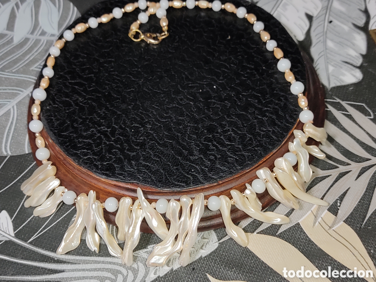 Joyeria: Collar de n&aacute;car y perlas de r&iacute;o.Vintage. - Foto 1