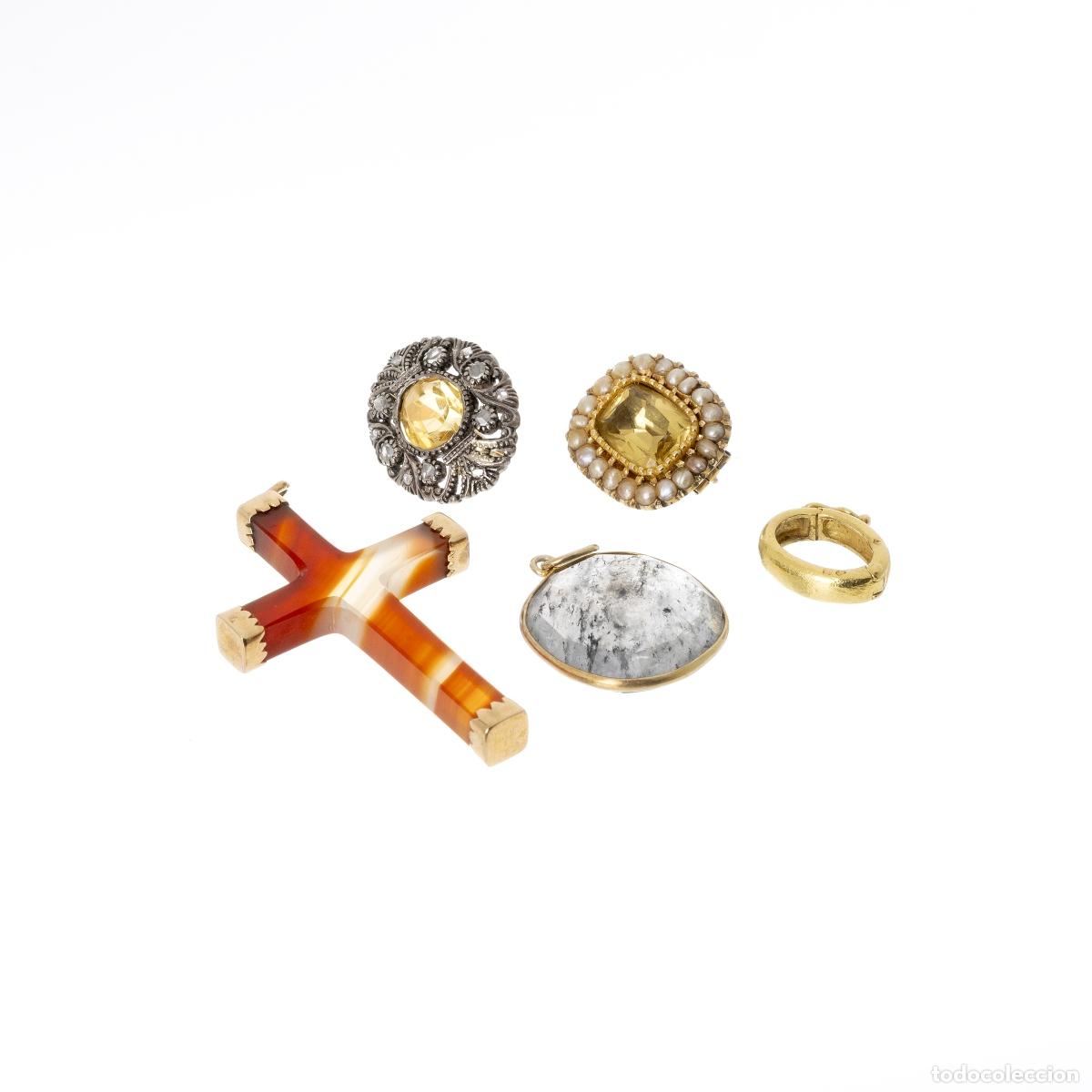 Joyeria: LOTE DE CINCO PIEZAS DE ORO - SIGLO XIX - Foto 1