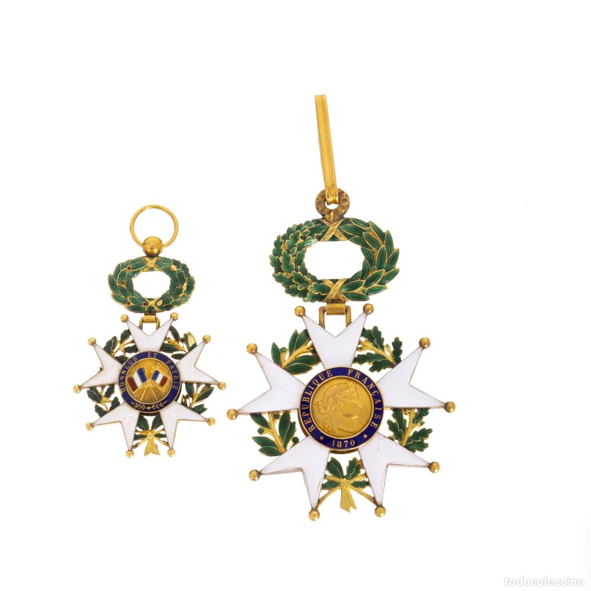 Joyeria: DOS INSIGNIAS FRANCESAS, EN ORO - Foto 1