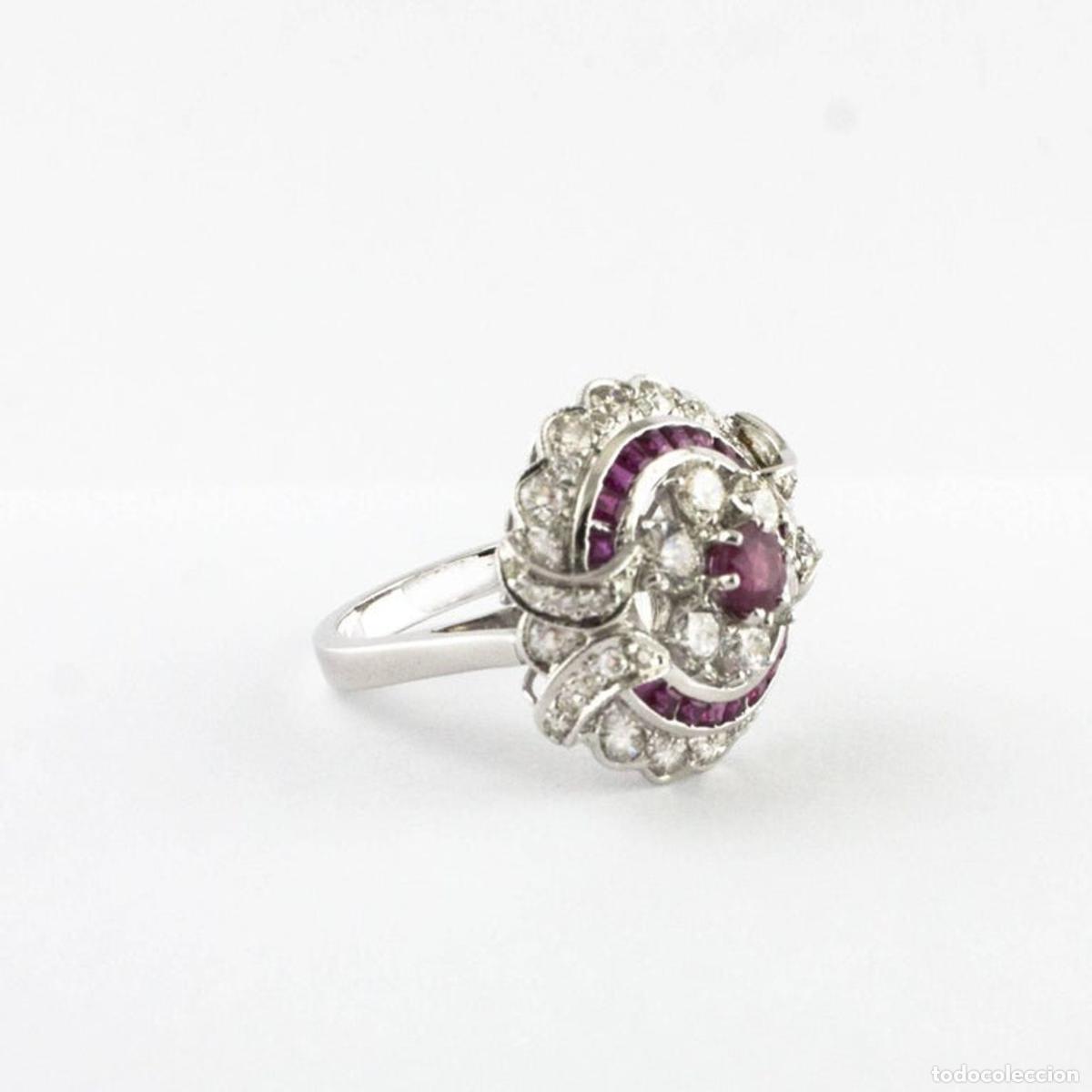 Joyeria: Anillo de c&oacute;ctel circular de oro blanco con rub&iacute; y diamante - Foto 2