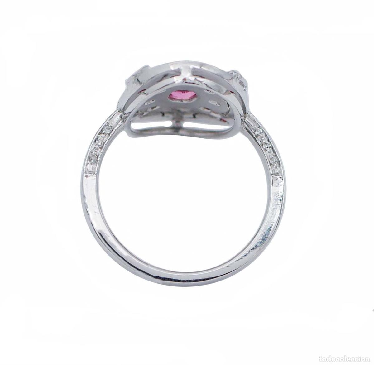 Joyeria: Anillo de rub&iacute;es, diamantes y platino - Foto 3