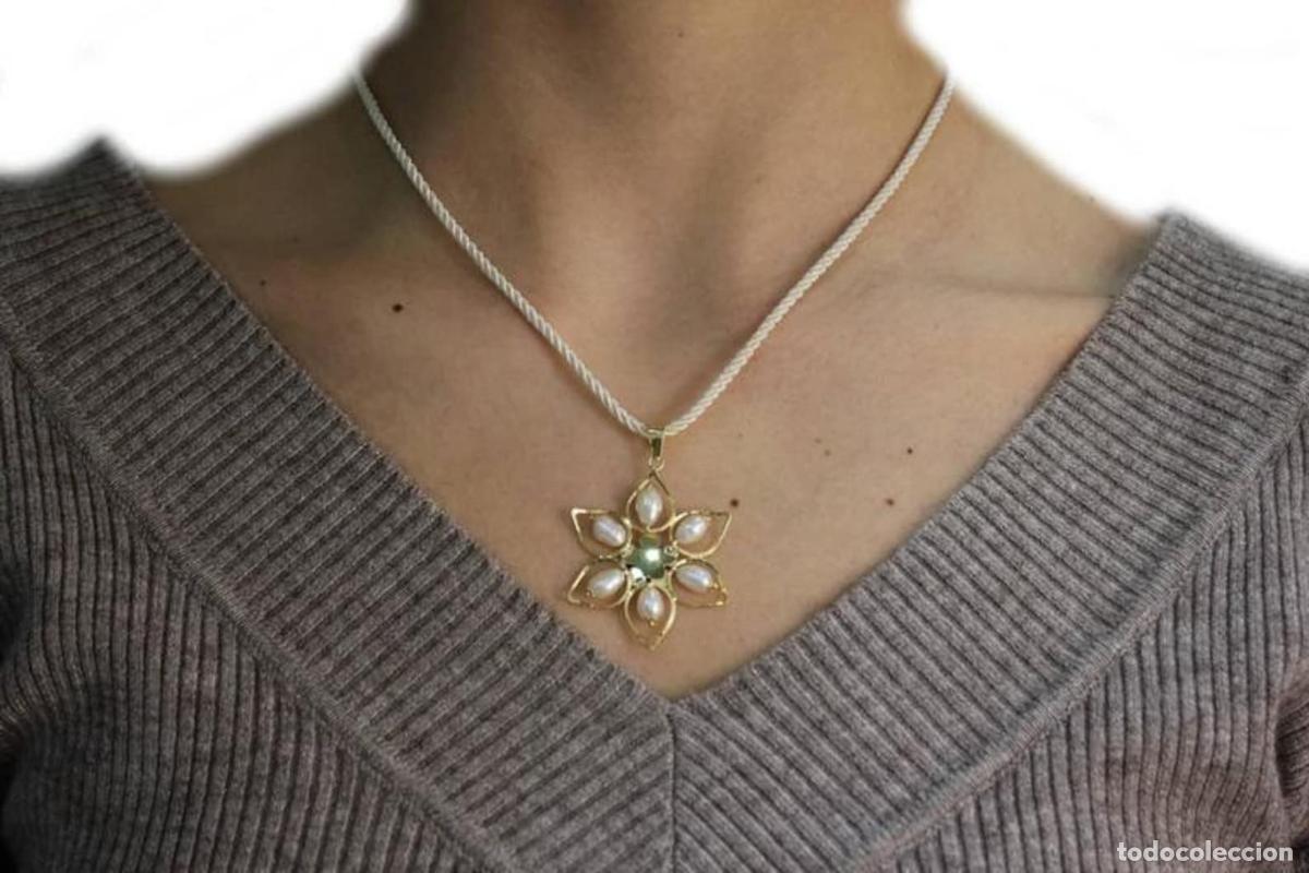 Joyeria: Colgante de flor de oro amarillo con perla Luise - Foto 2