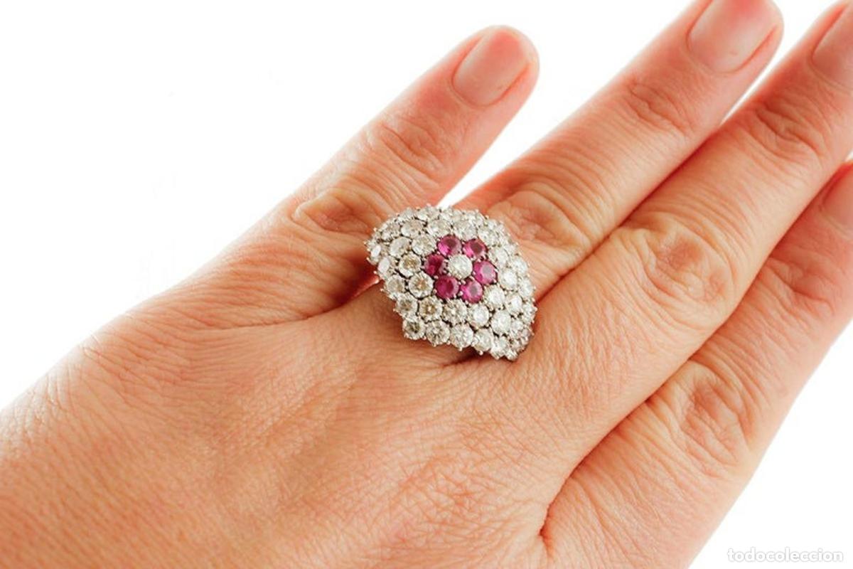 Joyeria: Anillo de oro blanco con diamantes y rub&iacute;es - Foto 3