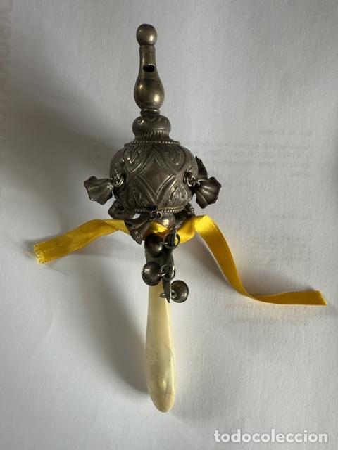 Joyeria: ANTIGUO SONAJERO CON SILBATO DE PLATA - Foto 1