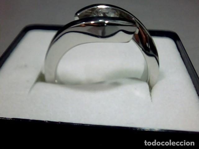 Joyeria: anillo oro blanco 18 kts con diamante - Foto 7