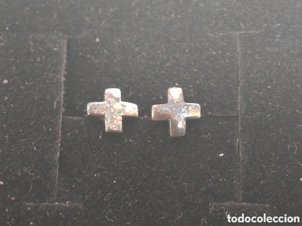 Joyeria: Pendientes peque&ntilde;os en plata de ley Cruz - Foto 1