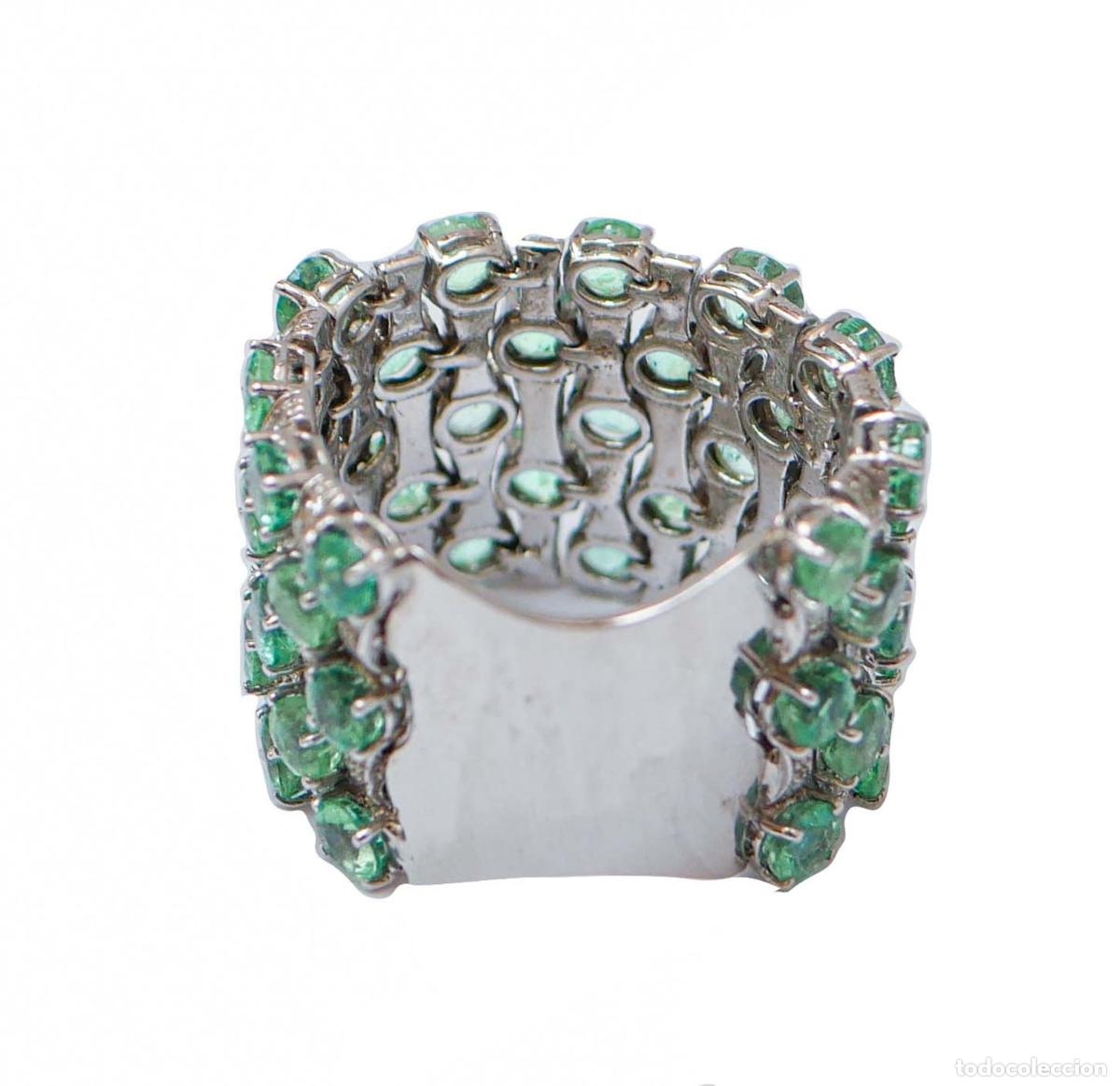 Joyeria: Anillo de oro blanco con esmeraldas y diamantes - Foto 6