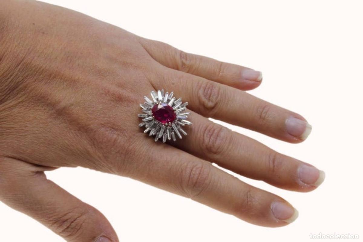 Joyeria: Anillo de moda artesanal con diamantes, oro blanco y rub&iacute; - Foto 9