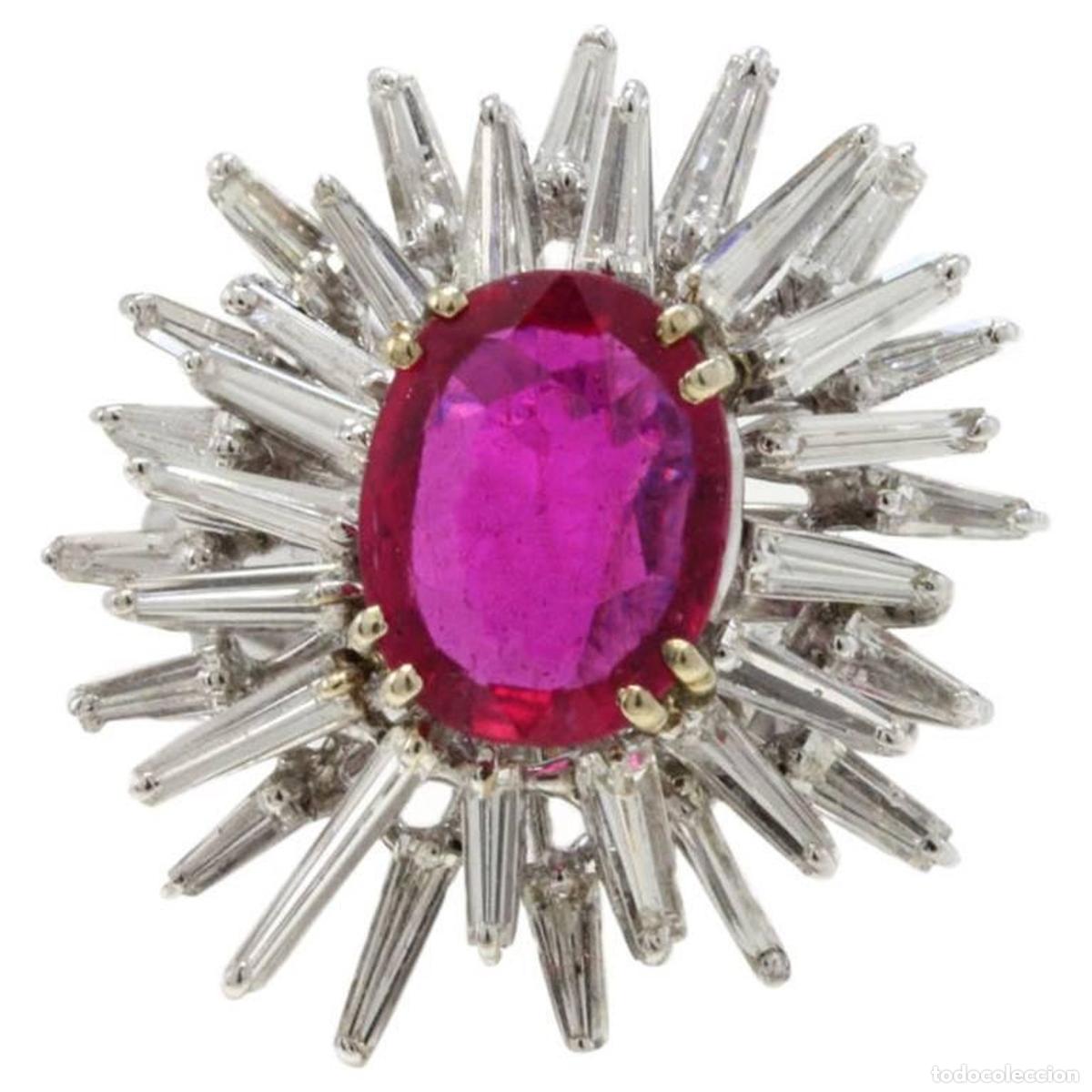 Joyeria: Anillo de moda artesanal con diamantes, oro blanco y rub&iacute; - Foto 1