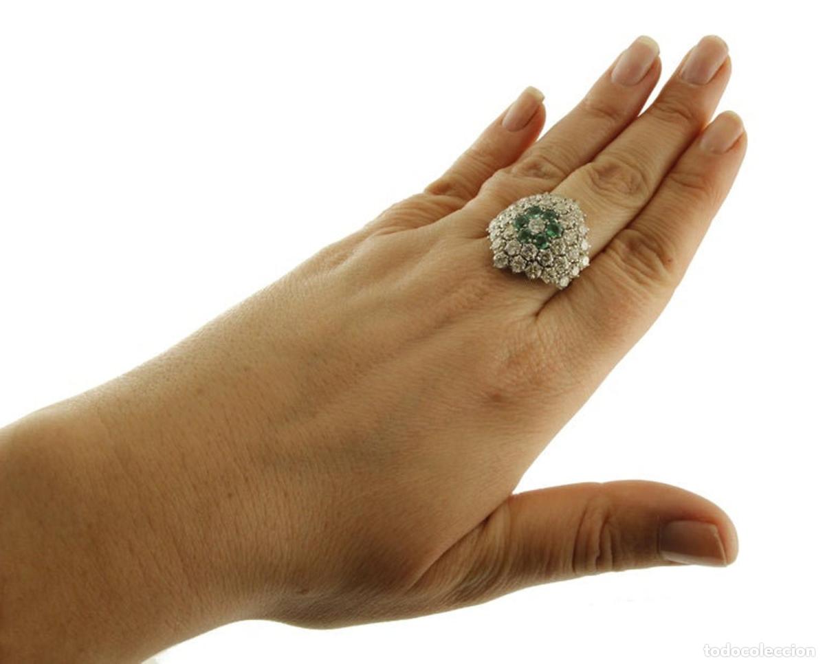 Joyeria: Anillo de oro blanco con diamantes y flor de esmeralda - Foto 9