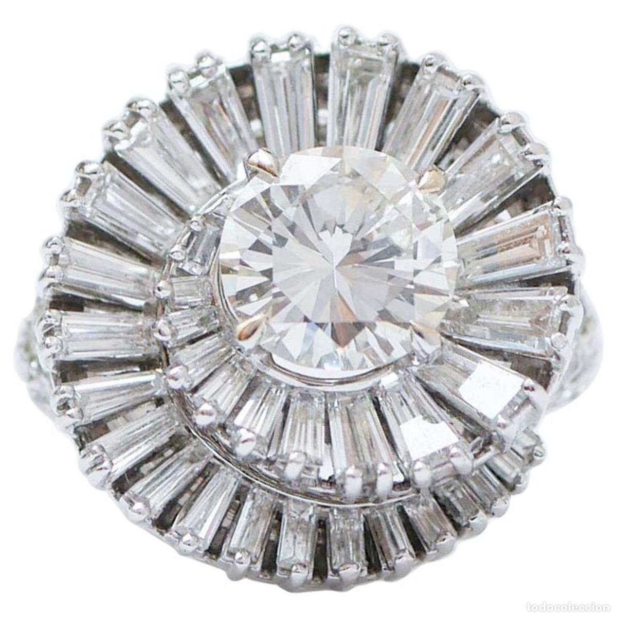 Joyeria: Anillo de platino con diamantes - Foto 1