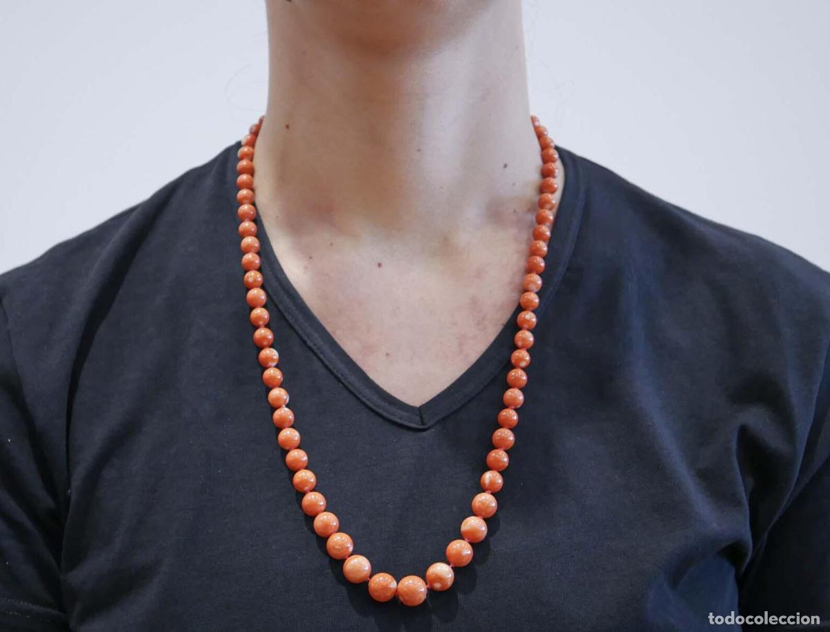 Joyeria: Collar de coral y oro amarillo de 18 quilates - Foto 3