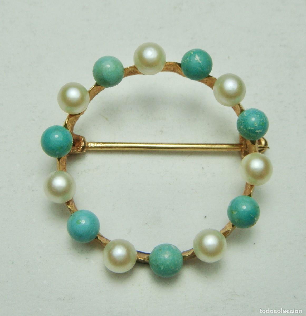 Joyeria: Broche circular con turquesas y perlas &middot; Oro 18K - Foto 1