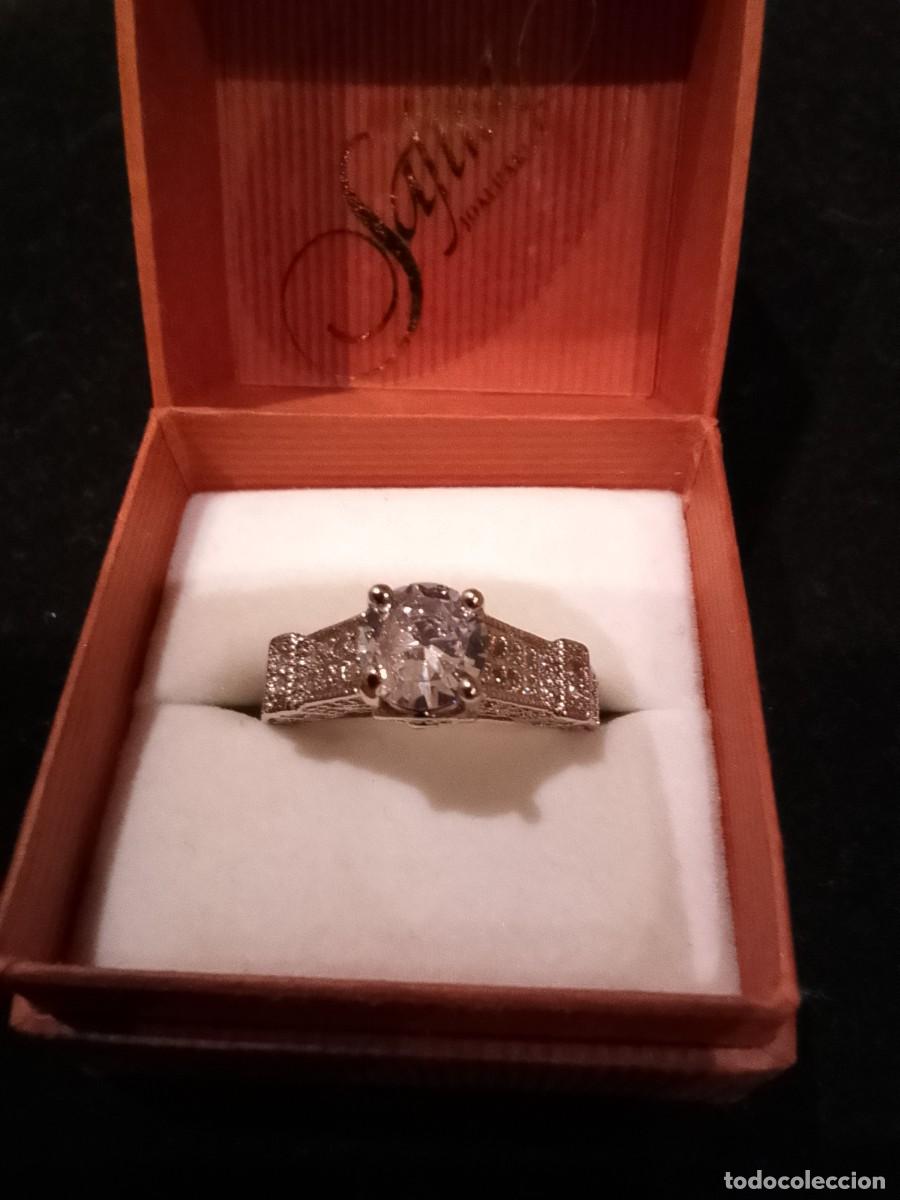 Joyeria: Sofisticado Anillo Vintage de Plata de Ley con Strass - Foto 3