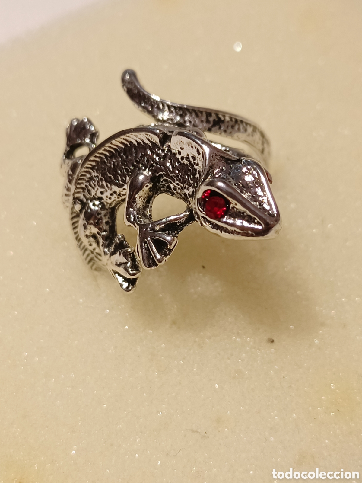Joyeria: Anillo Acero Tallado - Foto 1