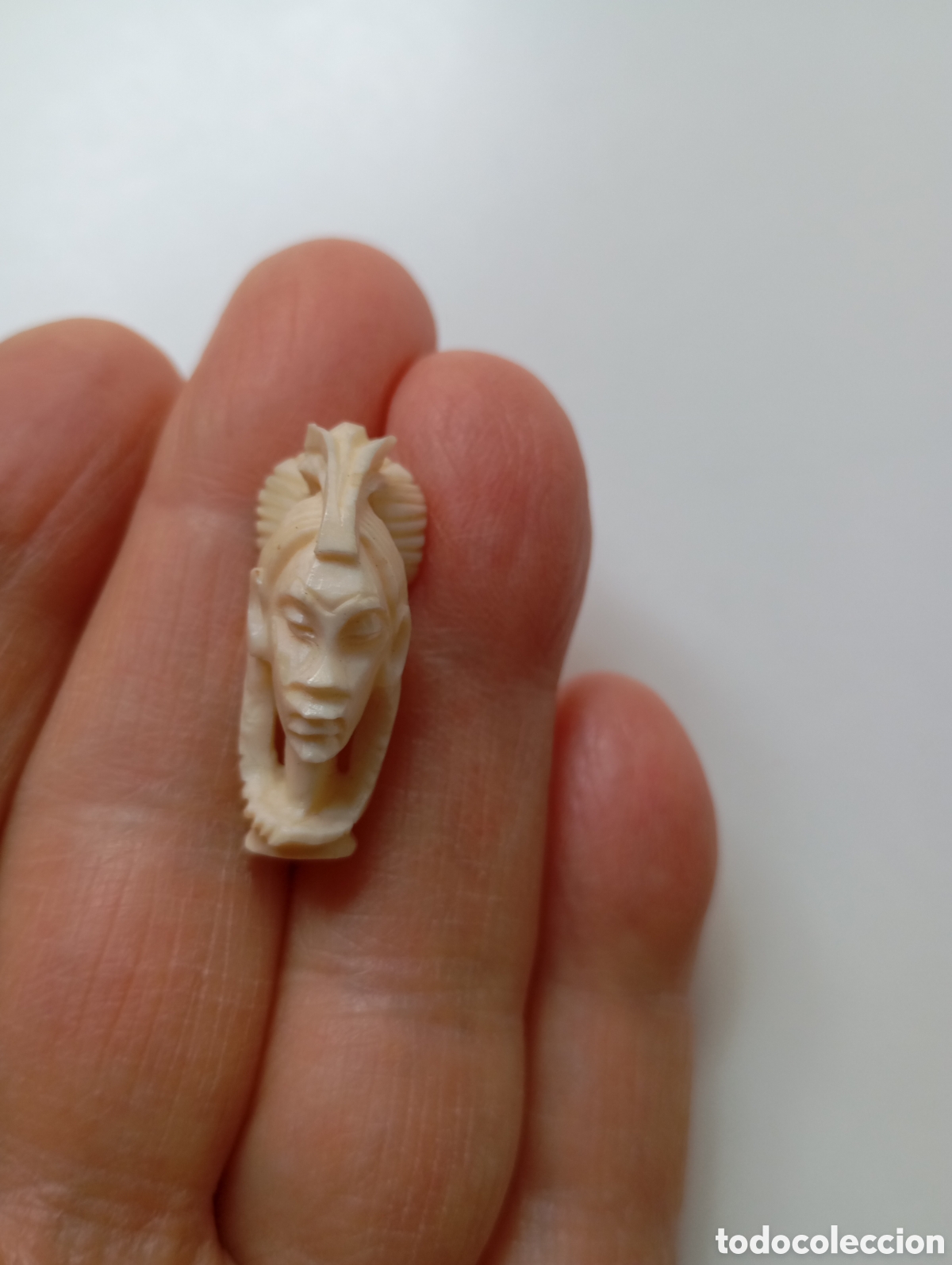 Joyeria: Colgante en marfil&rdquo;Busto&rdquo;. - Foto 4