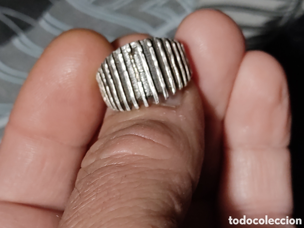 Joyeria: Antiguo anillo de plata contrastada. - Foto 1