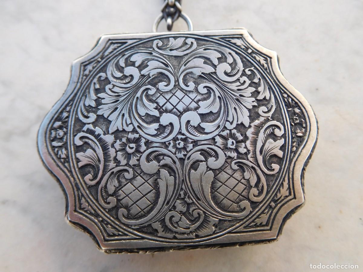 Joyeria: Antiguo colgante polvera de plata con cadena - Foto 2